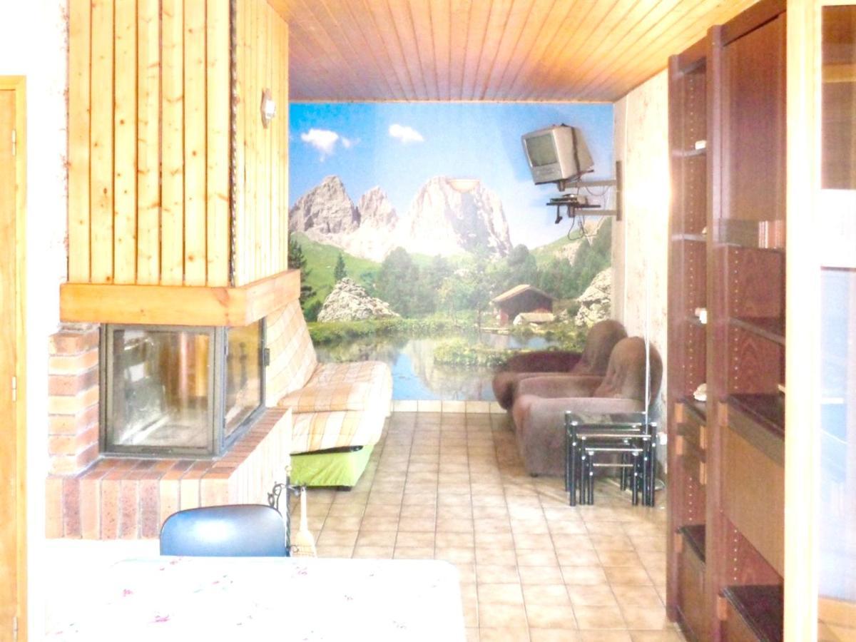 Chalet Charmant A Saint-Gerons Avec Piscine Partagee Exteriör bild