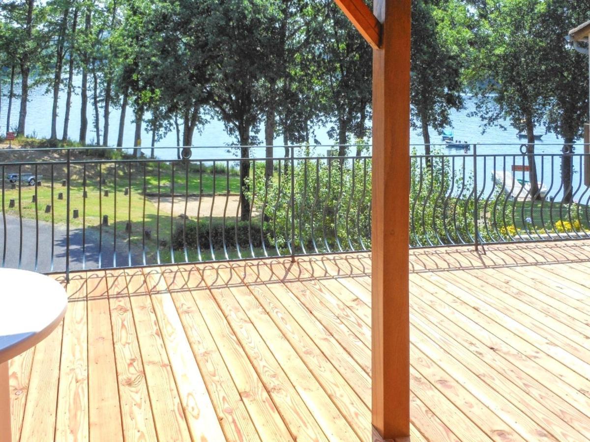 Chalet Charmant A Saint-Gerons Avec Piscine Partagee Exteriör bild