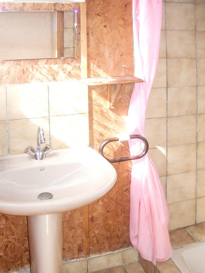 Chalet Charmant A Saint-Gerons Avec Piscine Partagee Exteriör bild